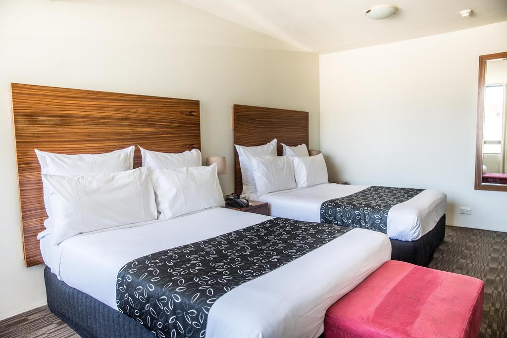 Cambridge 4* Sydney