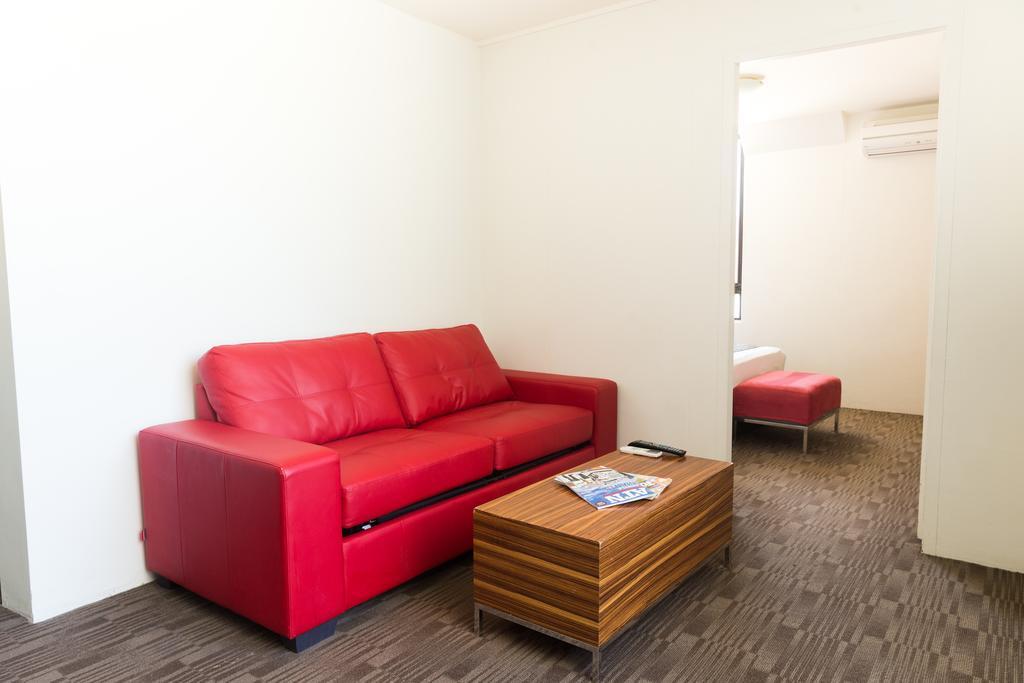 Cambridge Hotel Sydney