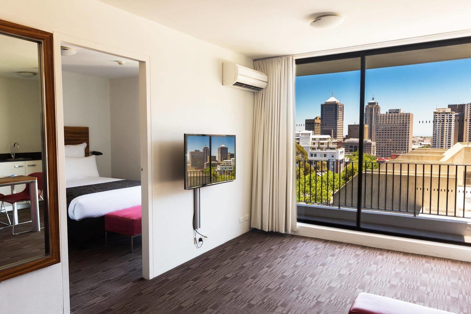 Cambridge 4* Sydney