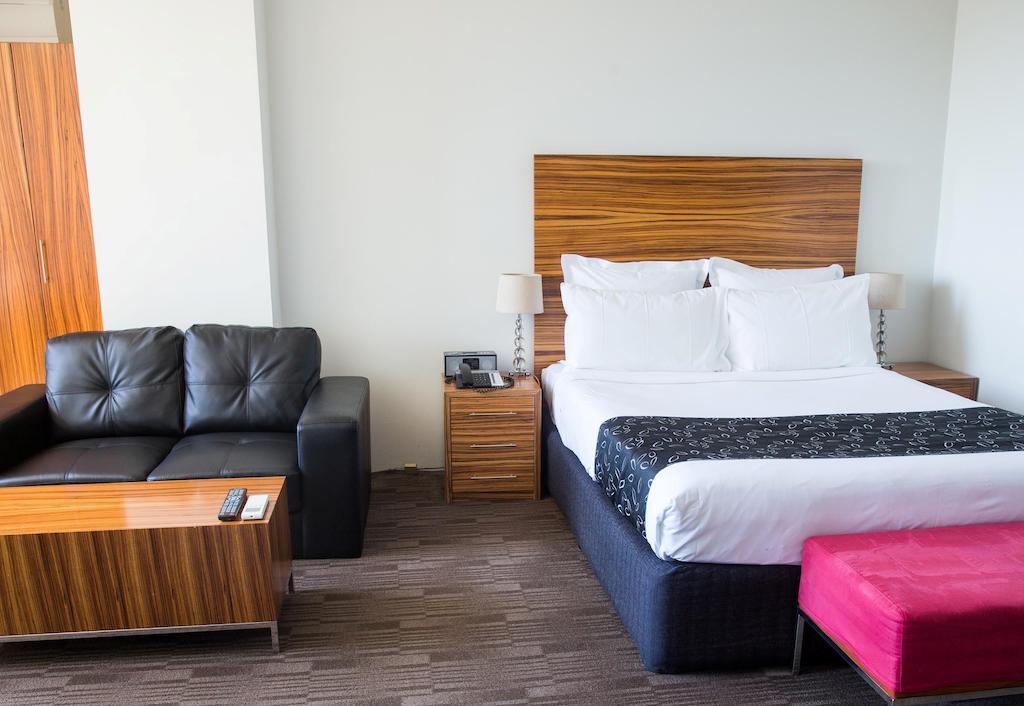 Cambridge Hotel Sydney